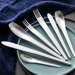 AIVESS Matte Stainless Steel Steak Cutlery Set | Yedwo