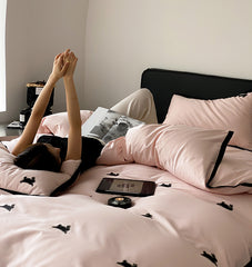 Luxury Rabbit Embroidered Satin Cotton Duvet Cover Set | Yedwo