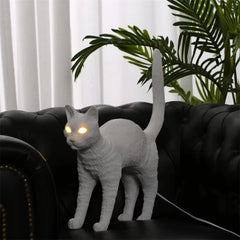 Modern Artistic Hand-Painted Resin Cat Table Lamp | Yedwo Design