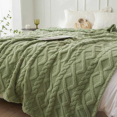 Simple Plain Color Jacquard Design Geometric Tufted Blanket | Yedwo