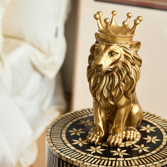 Vintage Gold Crown Lion | Yedwo Design