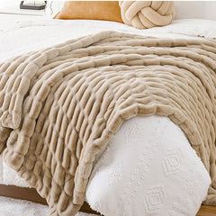 ALEX Luxury Reversible Faux Rabbit Fur Leopard Blanket | Yedwo