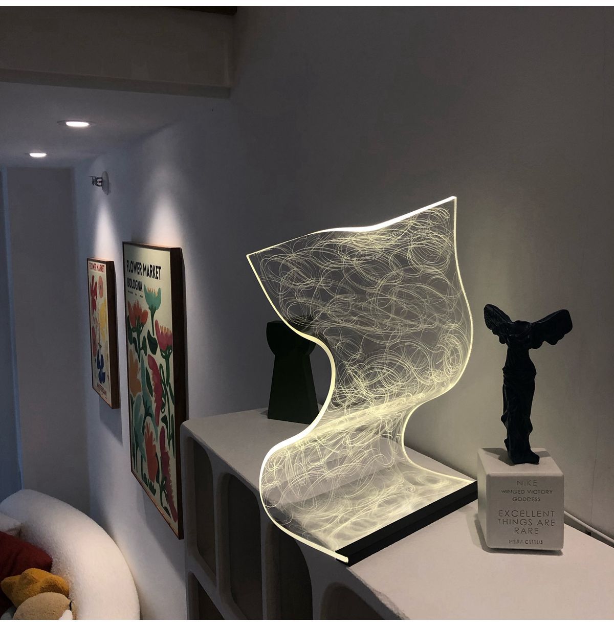 Bedroom Sunlight Creative Desk Lamp | Yedwo Design