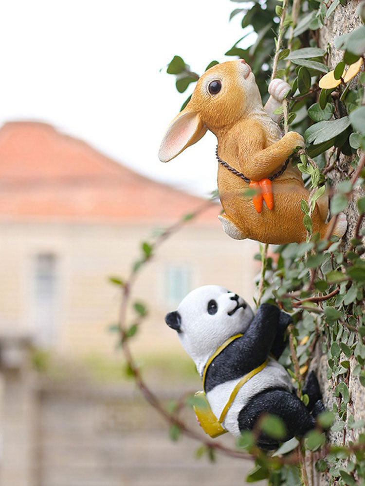 Garden Resin Climbing Panda Hanging Decoration | Yedwo