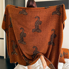 Luxury Vintage Leopard Soft Chenille Throw Blanket | Yedwo