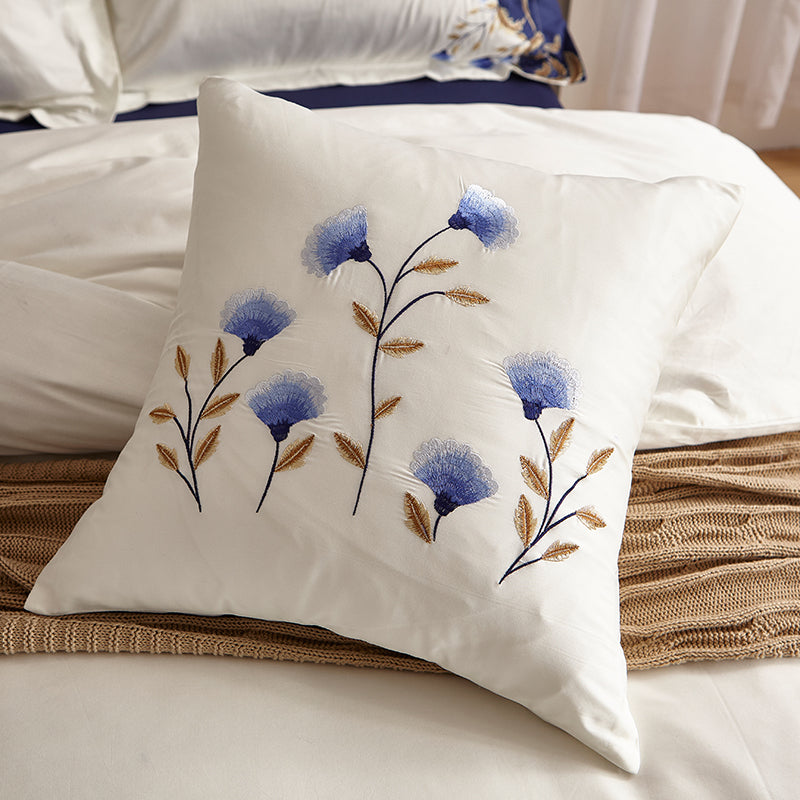 Luxury White Blue Chic Embroidered Bedding Set | Yedwo