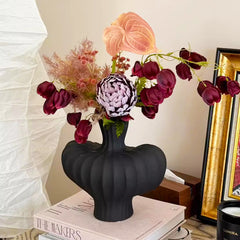 Minimalist Design Sculptural Ceramic Shoulder Vase | Yedwo