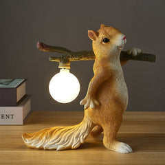 Modern Resin Squirrel Table Lamp | Yedwo