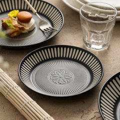 Premium Embossed Ceramic Dinner Plate | Yedwo