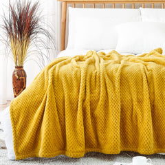 Pineapple Soft Fleece Throw Blanket | Yedwo Home